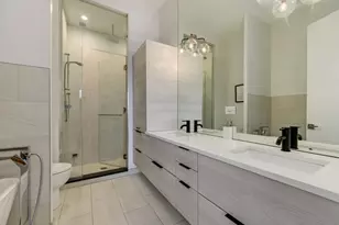 822 N Marshfield Ave, Chicago, IL 60622 - Photo 14