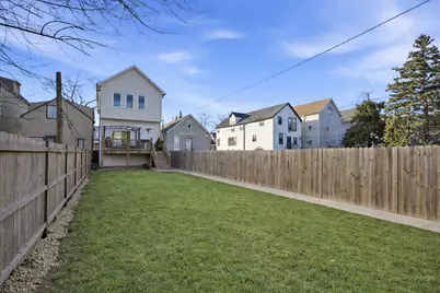 1635 N Central Park Avenue, Chicago, IL 60647 - Photo 30