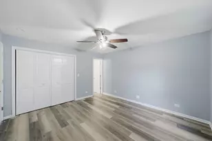 863 Pleasant St, Woodstock, IL 60098 - Photo 16