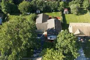 863 Pleasant St, Woodstock, IL 60098 - Photo 50