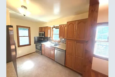 479 S Winfield Avenue, Kankakee, IL 60901 - Photo 8
