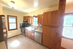 479 S Winfield Ave, Kankakee, IL 60901 - Photo 8