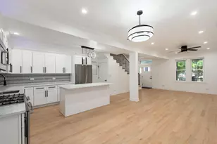 1522 N Avers Ave, Chicago, IL 60651 - Photo 8