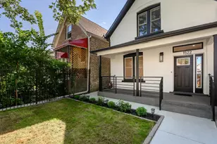 1522 N Avers Ave, Chicago, IL 60651 - Photo 2