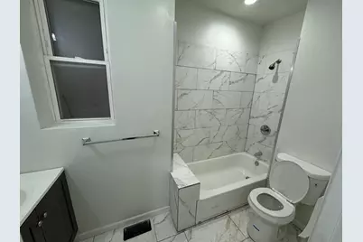 [Address not provided], Chicago, IL 60626 - Photo 6