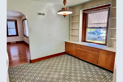 409 Oak Street, Cedar Point, IL 61316 - Photo 6