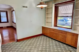 409 Oak St, Cedar Point, IL 61316 - Photo 6