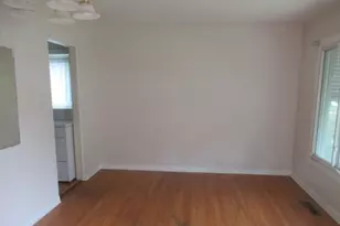 209 N William St, Mount Prospect, IL 60056 - Photo 4