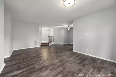 1773 Gloucester Court #A, Wheaton, IL 60189 - Photo 2