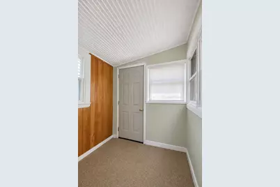 105 Edgewood Avenue, Crystal Lake, IL 60014 - Photo 14