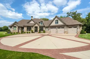 10 Bay Hill Dr, Coal Valley, IL 61240 - Photo 74