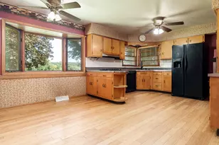 5094 Safford Blvd, Rockford, IL 61101 - Photo 8