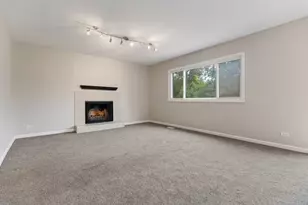 5224 Arlington Cir, Hanover Park, IL 60133 - Photo 14