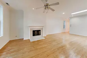 1355 W Fillmore St, Chicago, IL 60607 - Photo 2