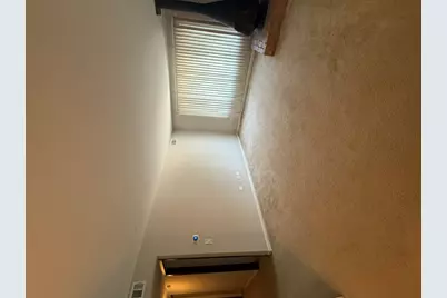 6176 Knoll Lane Court #202, Willowbrook, IL 60527 - Photo 8