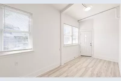 4347 W Irving Park Road #2E, Chicago, IL 60641 - Photo 10