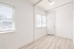 4347 W Irving Park Rd, Chicago, IL 60641 - Photo 10
