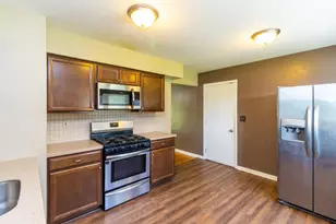 303 Hough Dr, Machesney Park, IL 61115 - Photo 12