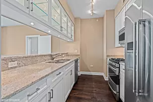 1201 S Prairie Ave, Chicago, IL 60605 - Photo 8