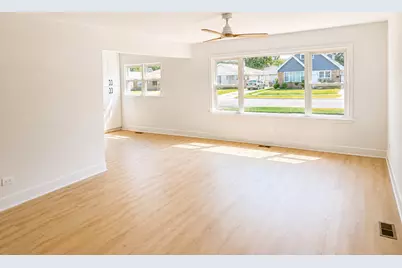 4432 W 123rd Place, Alsip, IL 60803 - Photo 2