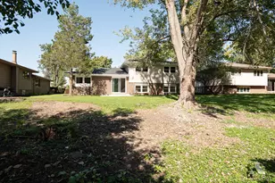 11226 S Deerpath Ln, Palos Hills, IL 60465 - Photo 36