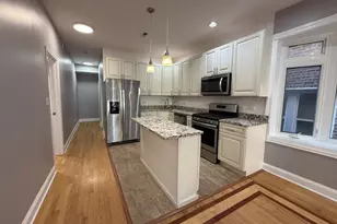 2449 N Ridgeway Ave, Chicago, IL 60647 - Photo 4