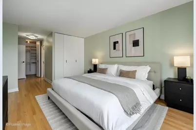 70 W Huron Street #1602, Chicago, IL 60654 - Photo 14
