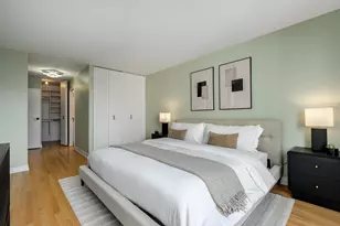 70 W Huron St, Chicago, IL 60654 - Photo 14