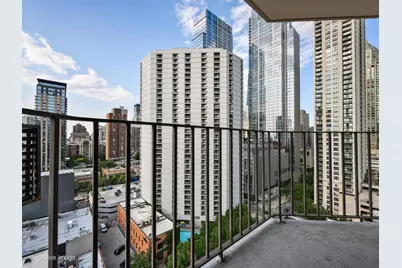 70 W Huron Street #1602, Chicago, IL 60654 - Photo 22