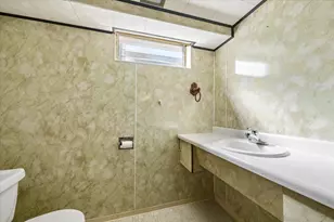 4567 N Oakview St, Chicago, IL 60656 - Photo 16