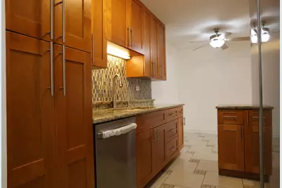 860 E Old Willow Road #136, Prospect Heights, IL 60070 - Photo 22