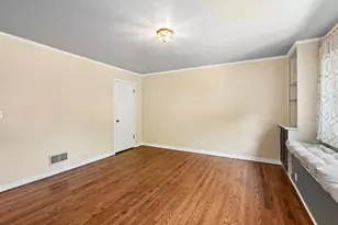 738 Dodge Ave, Evanston, IL 60202 - Photo 12
