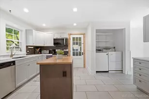 530 E Wilson St, Batavia, IL 60510 - Photo 12