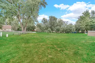 515 Falmouth Ln, Schaumburg, IL 60193 - Photo 22