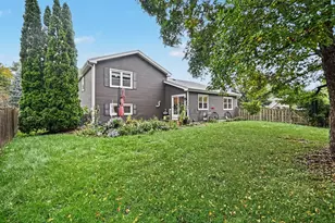 1021 Colony Dr, Crystal Lake, IL 60014 - Photo 24
