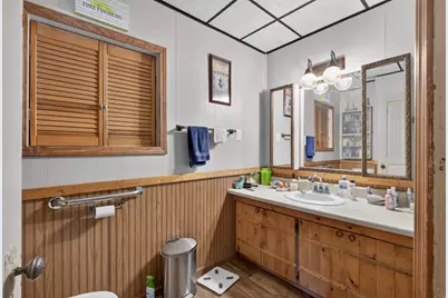 1211 E Broadway Street, Streator, IL 61364 - Photo 14