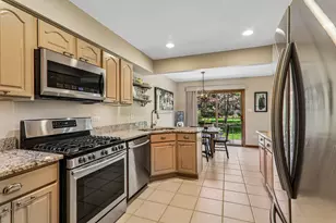 12216 Sumner St, Lemont, IL 60439 - Photo 14