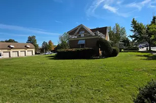 302 Washington St, Algonquin, IL 60102 - Photo 12