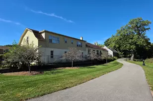 302 Washington St, Algonquin, IL 60102 - Photo 6