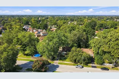 10912 S Komensky Avenue, Oak Lawn, IL 60453 - Photo 4