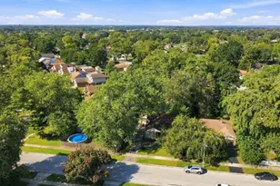 10912 S Komensky Ave, Oak Lawn, IL 60453 - Photo 4