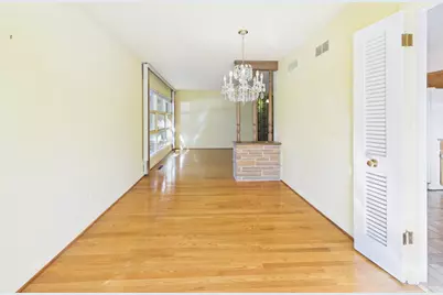7307 N Karlov Avenue, Lincolnwood, IL 60712 - Photo 12