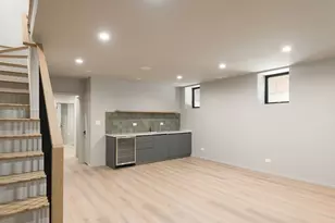 2520 W Shakespeare Ave, Chicago, IL 60647 - Photo 16