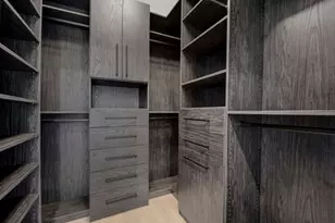 23 N Green St, Chicago, IL 60607 - Photo 14