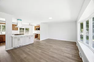 1175 Royal Blvd, Elgin, IL 60123 - Photo 2