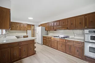 8001 W Balmoral Ave, Chicago, IL 60656 - Photo 8