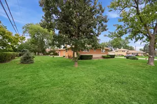 8001 W Balmoral Ave, Chicago, IL 60656 - Photo 18