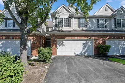 1690 Buckingham Drive, Des Plaines, IL 60018 - Photo 1