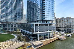 234 W Polk St, Chicago, IL 60607 - Photo 40