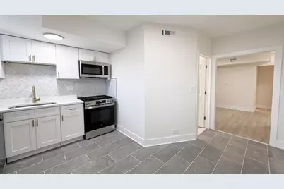 4347 W Irving Park Road #GE, Chicago, IL 60641 - Photo 4